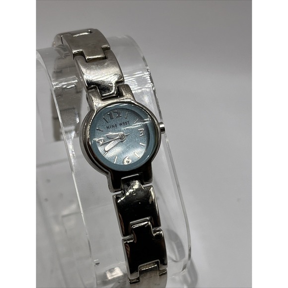 Nine West Women's Quartz Watch Silver 7" Band Blue Dial- New Battery - Picture 1 of 9